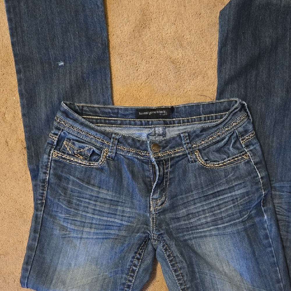 Low Rise Jeans